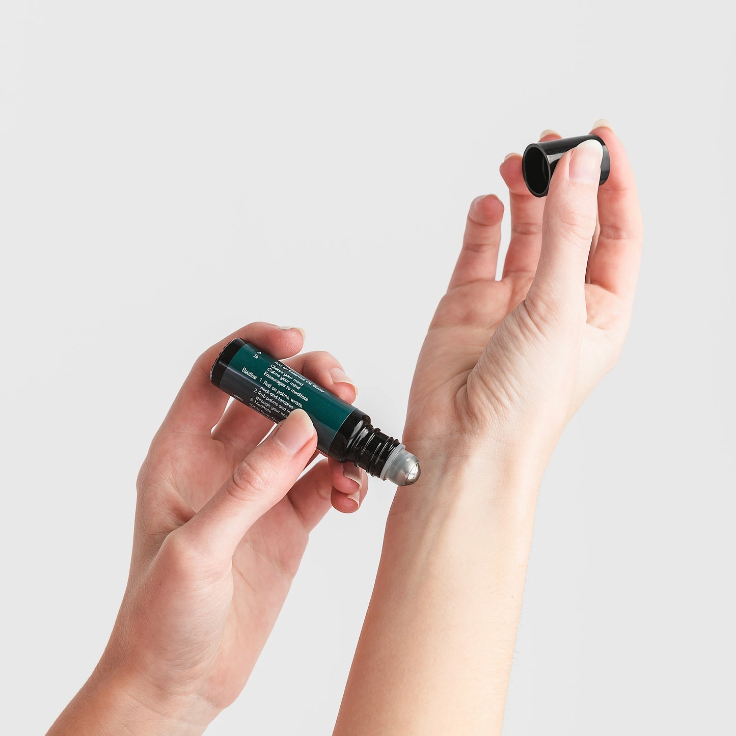 Aromatherapy oil for emotional healing and calm